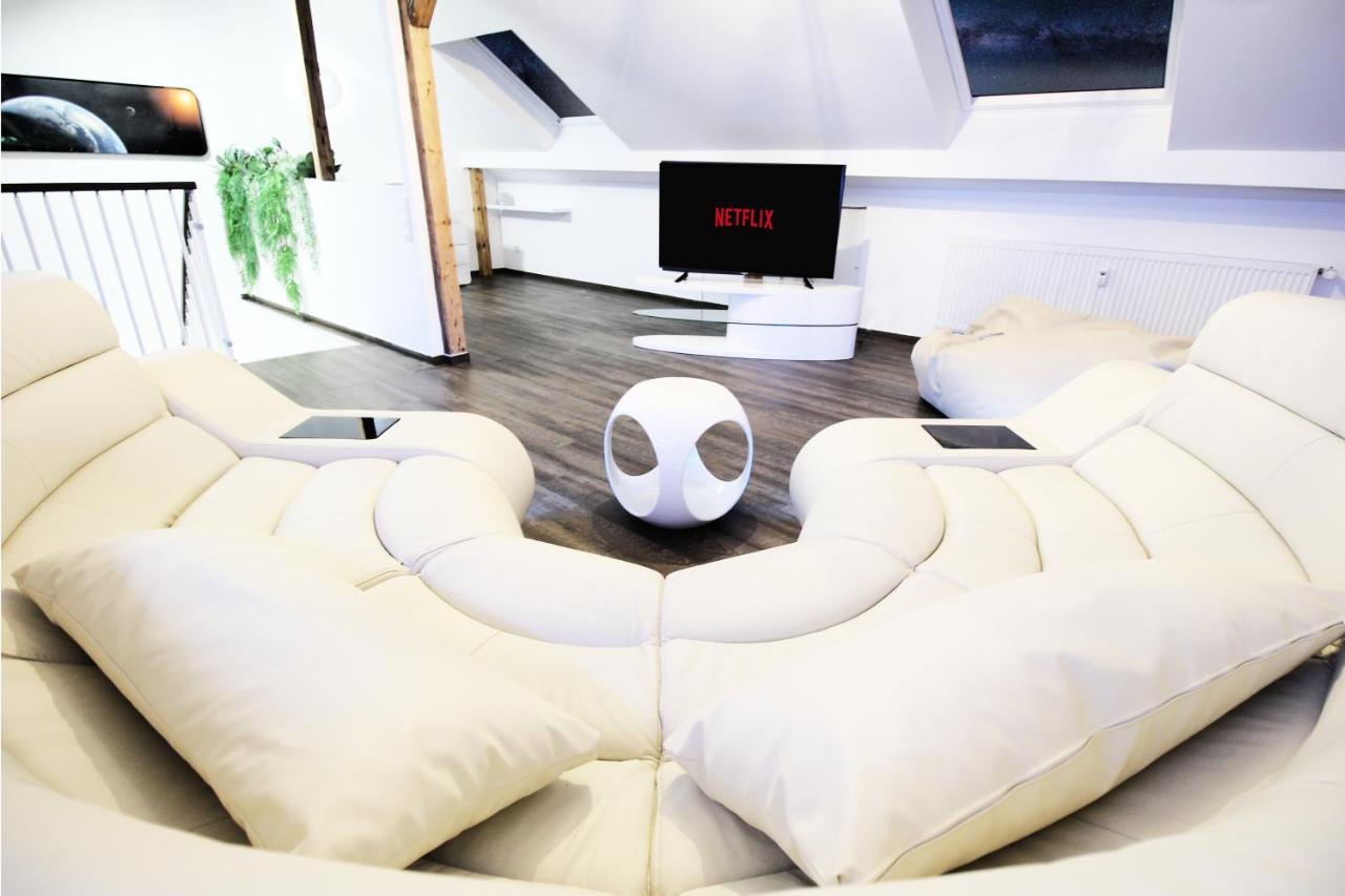 Secret Hideaways Space Loft Wohndesign Auf 2 Etagen L 450M Bis Uni Duisburg Exterior foto